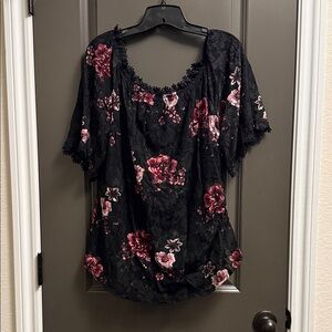 Chic Black and Pink Floral Lace Blouse